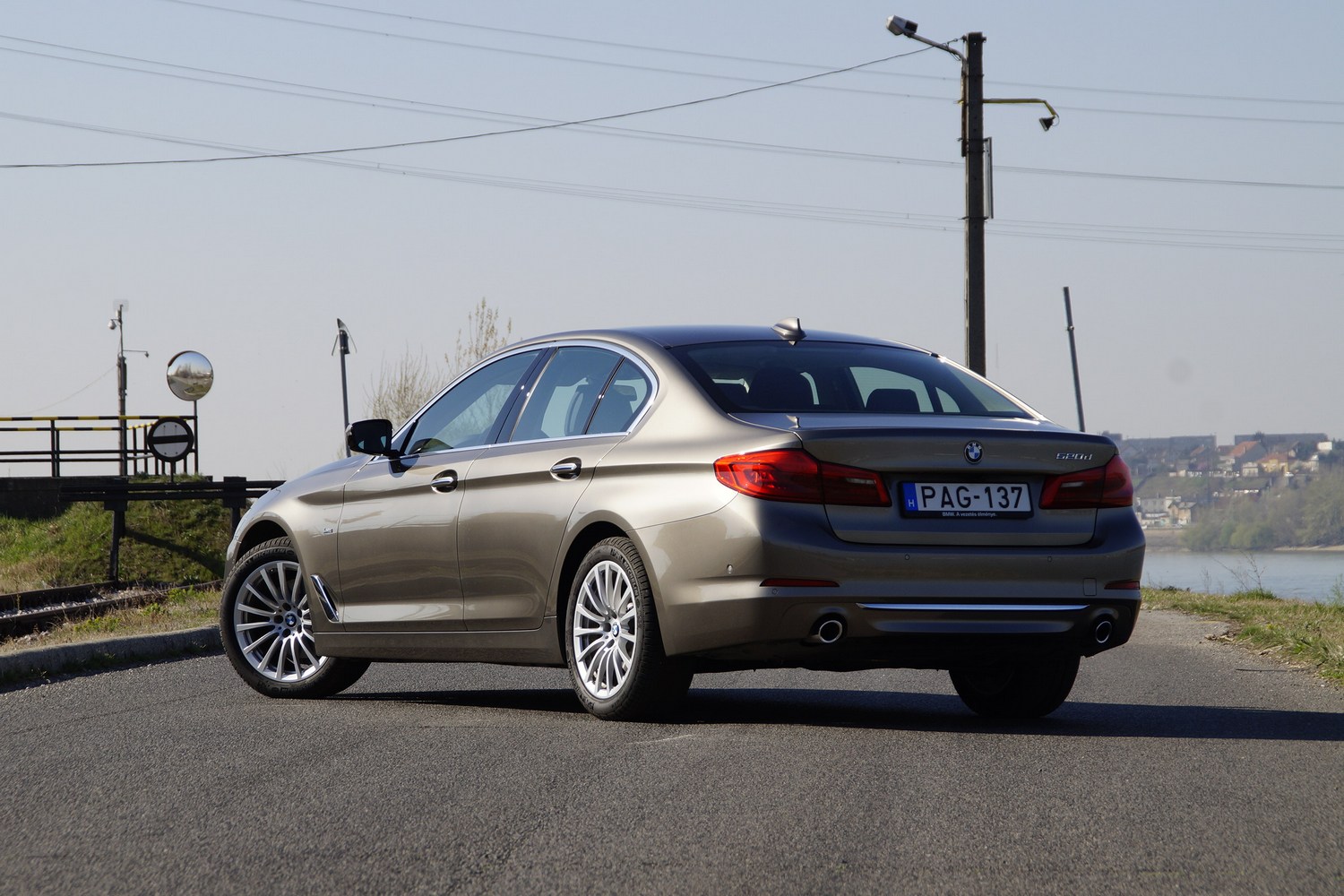 bmw520d_005 | Vezess | Vezess