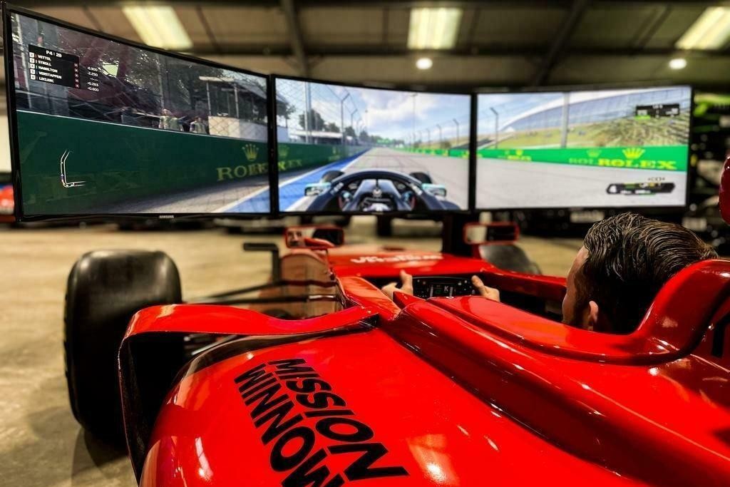 ferrari-f8-f1-szimulator-6 | Vezess | Vezess