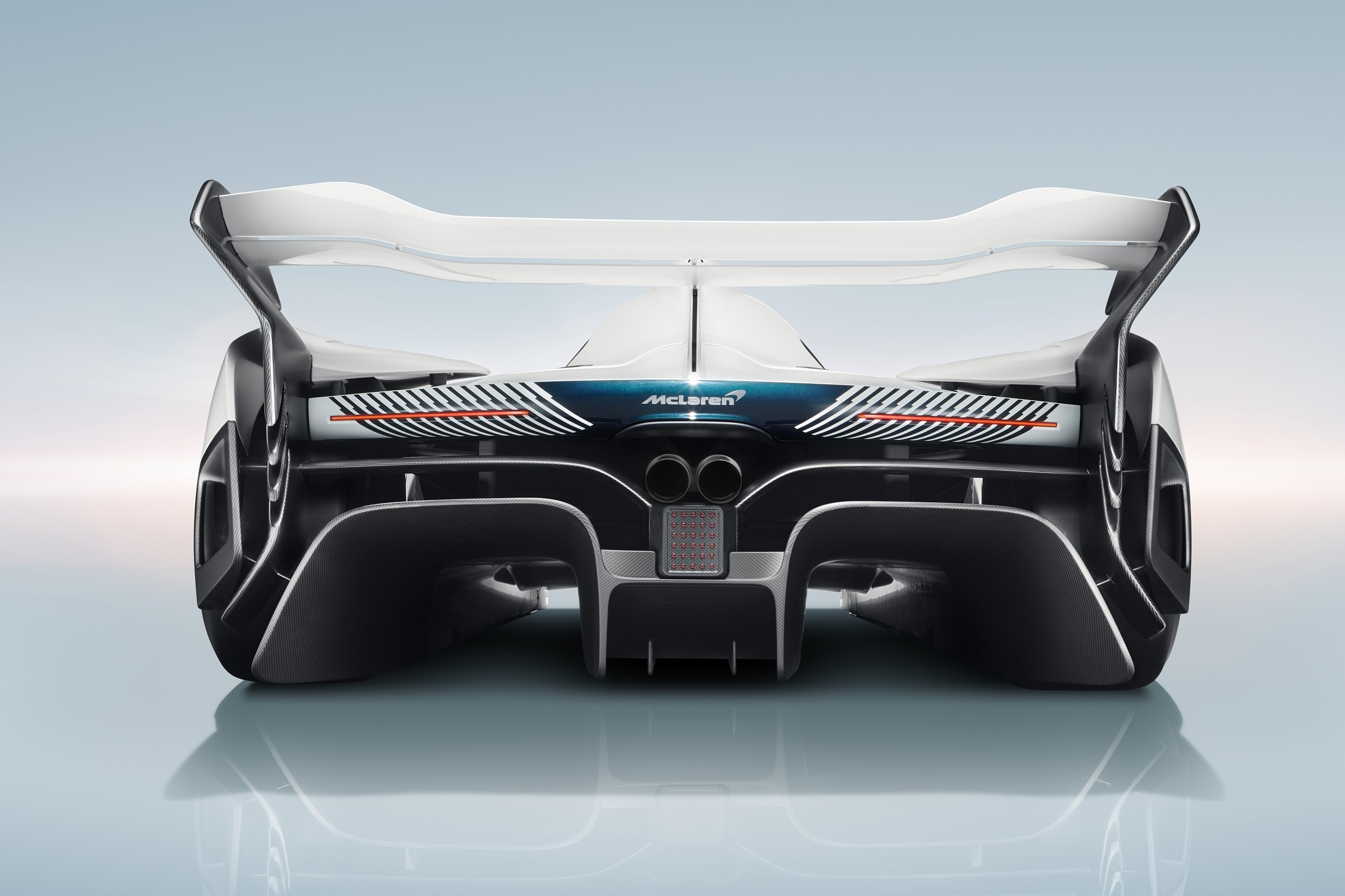 medium-14236-mclarensolusgt | Vezess | Vezess