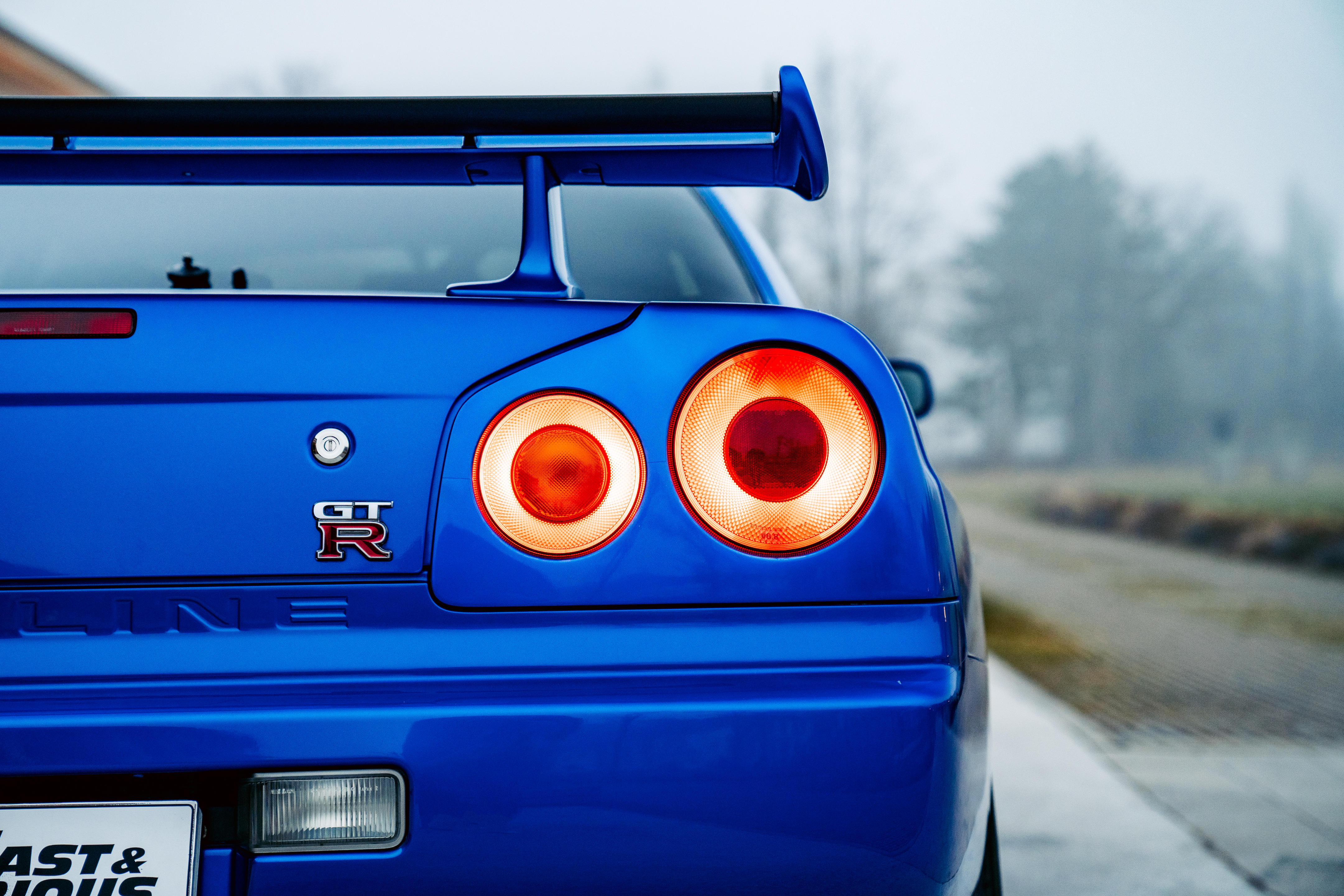 2000-nissan-skyline-r34-gt-r-paul-walker-bonhams-6 | Vezess | Vezess