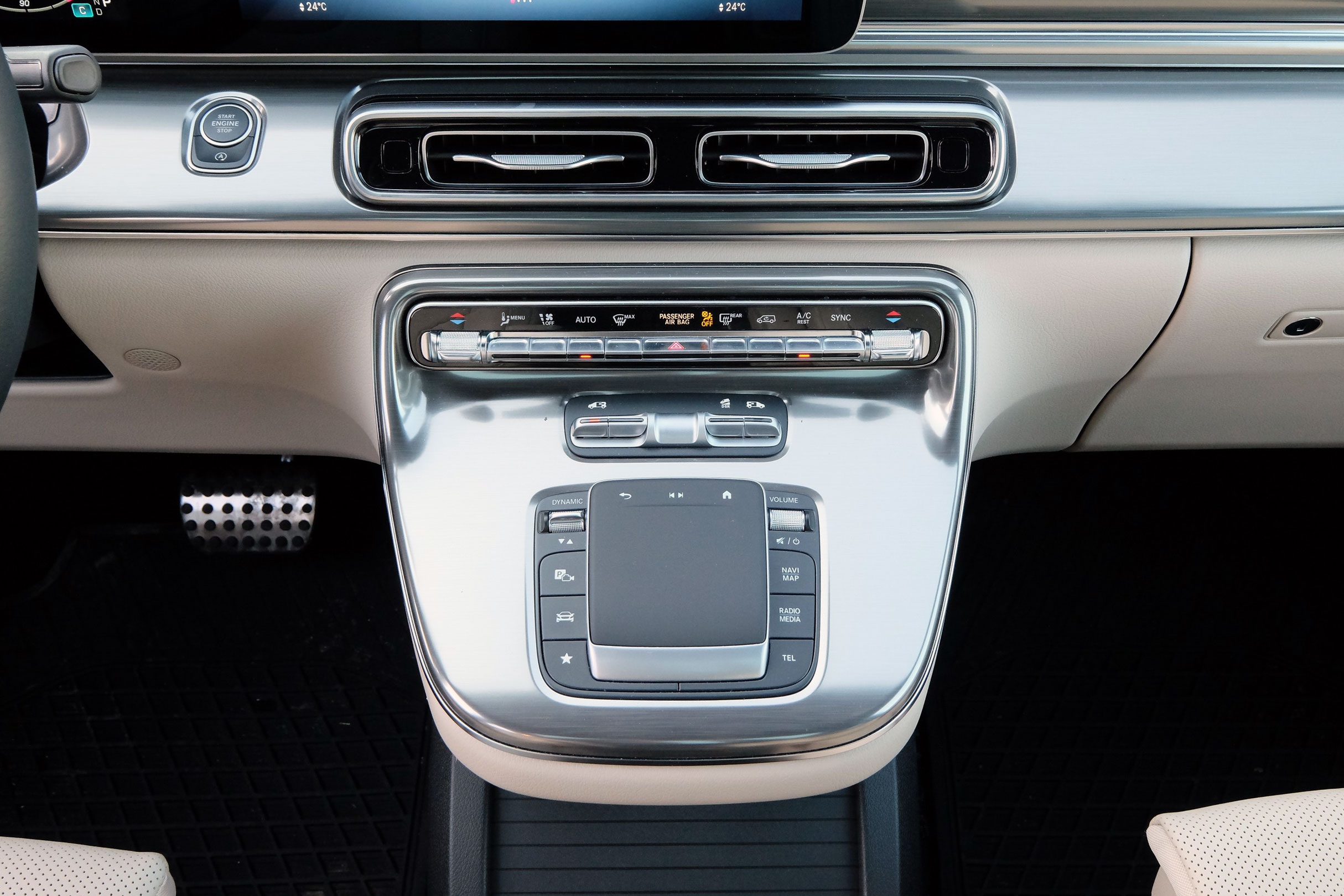 mercedes-benz-v-osztaly-300d-teszt-2024-18 | Vezess | Vezess
